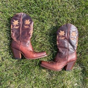 Country Western Cowboy boots brown flowers leather